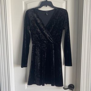 Forever 21 Velvet Long Sleeve Dress